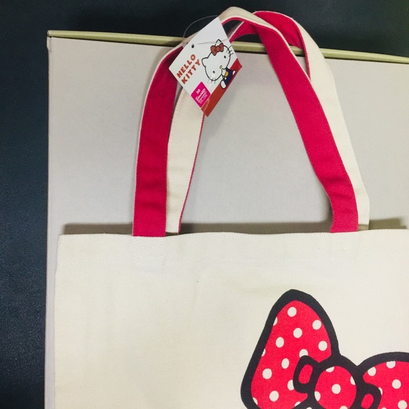 Hello Kitty canvas tote - Picture 3 of 6